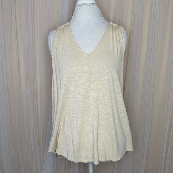 GAP Tank Top - Picture 1 of 7